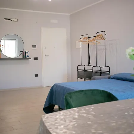 شقة E-twelve نابولي